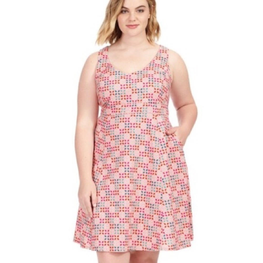 GUC Cherry Velvet Macaroon Dress